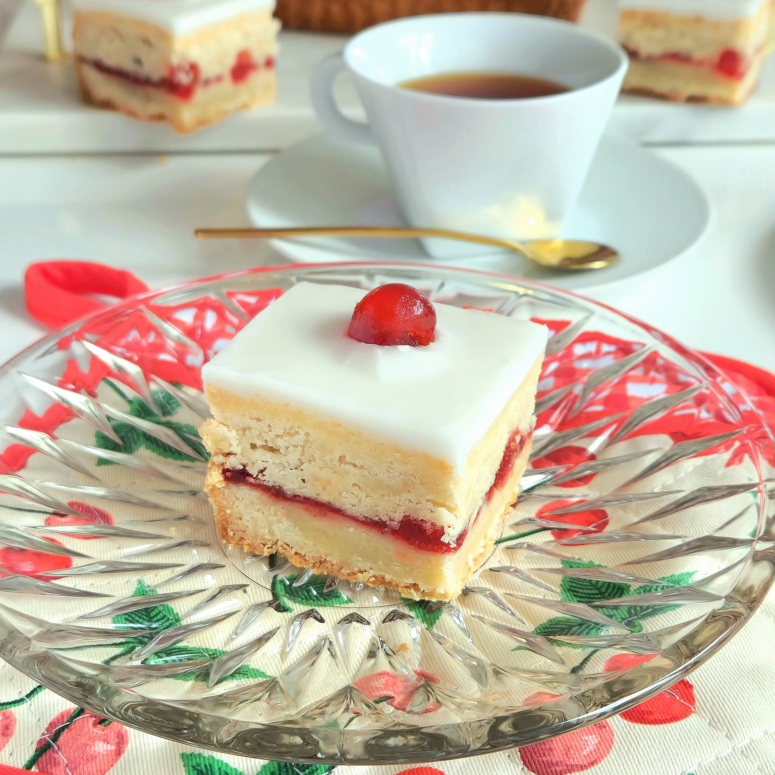 Cherry Bakewell Shortbread